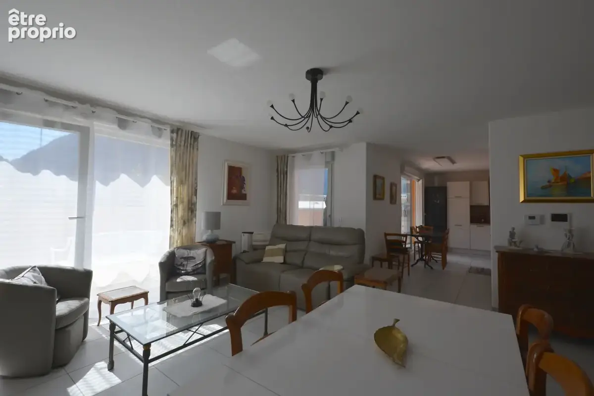 Appartement t4 - terrasse - garage double a cluses - photo 4