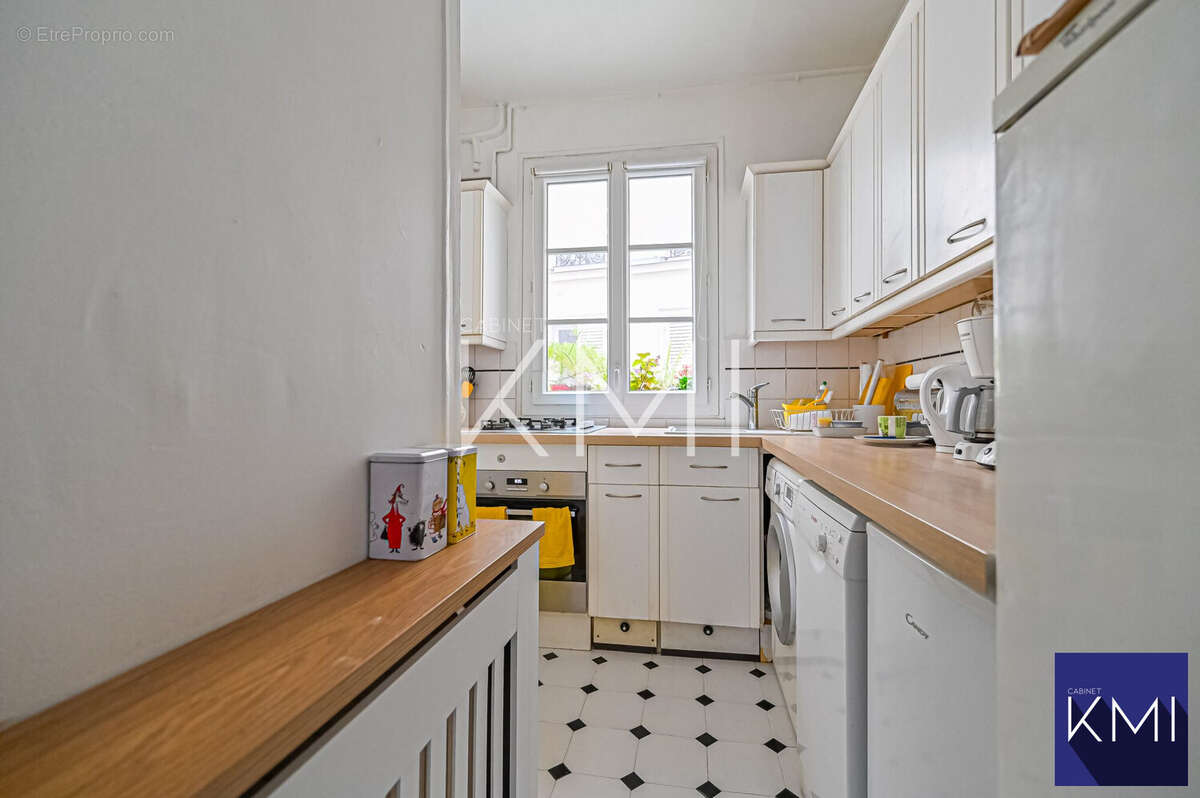 Appartement à PARIS-11E