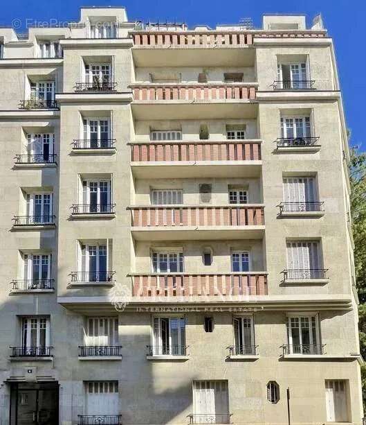 Appartement à PARIS-20E