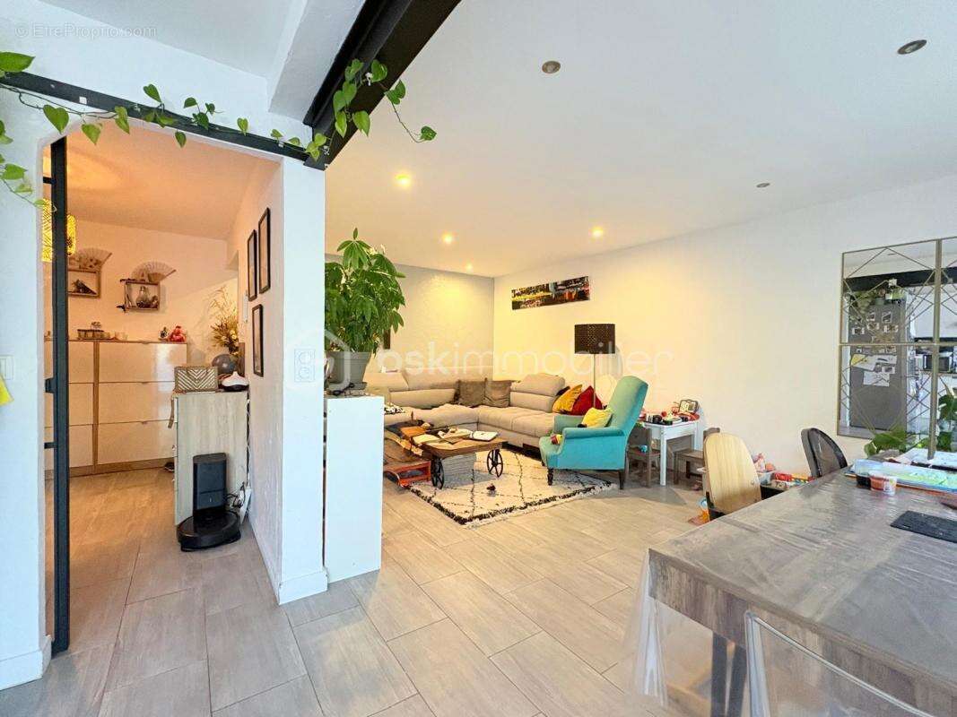 Appartement à VENCE