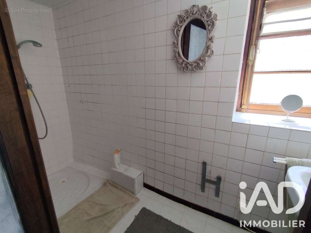 Maison 115 m² à Osse-En-Aspe  - photo 5