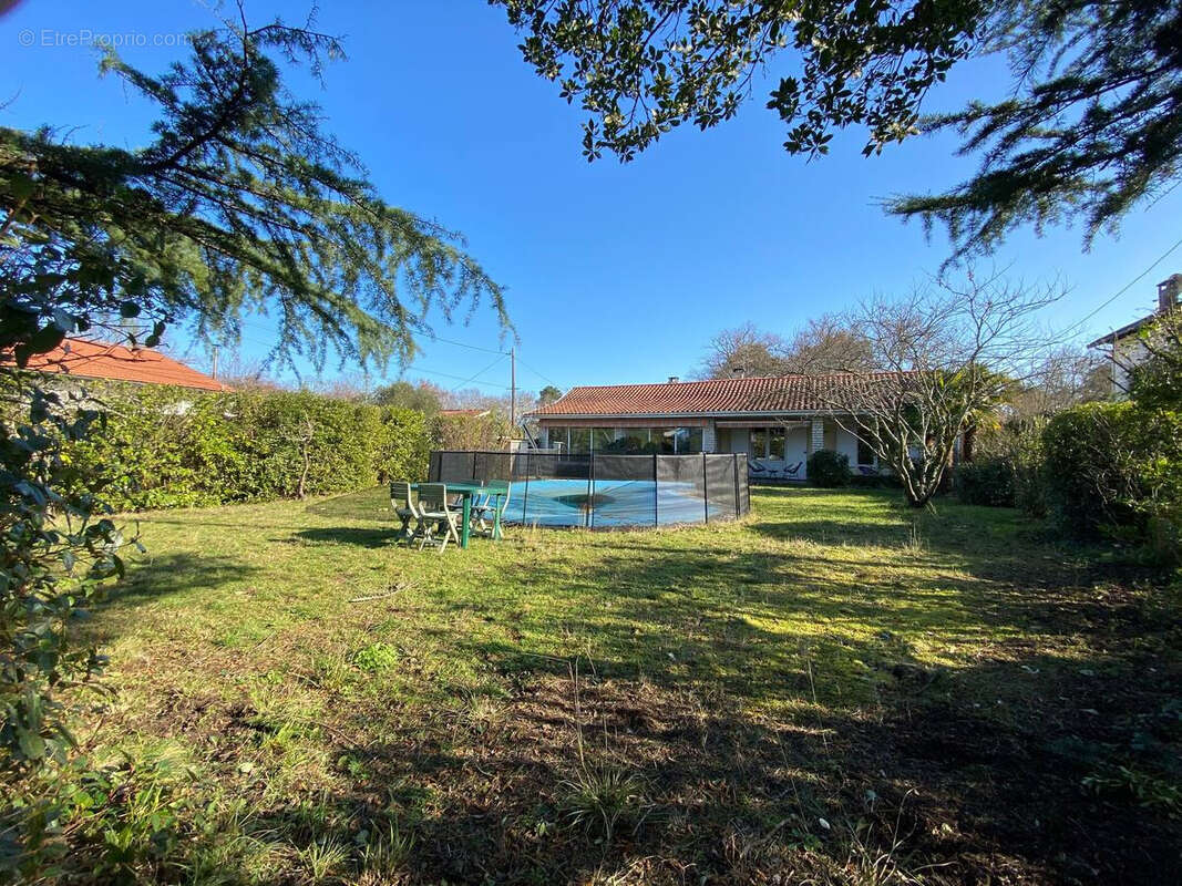 Maison à GUJAN-MESTRAS