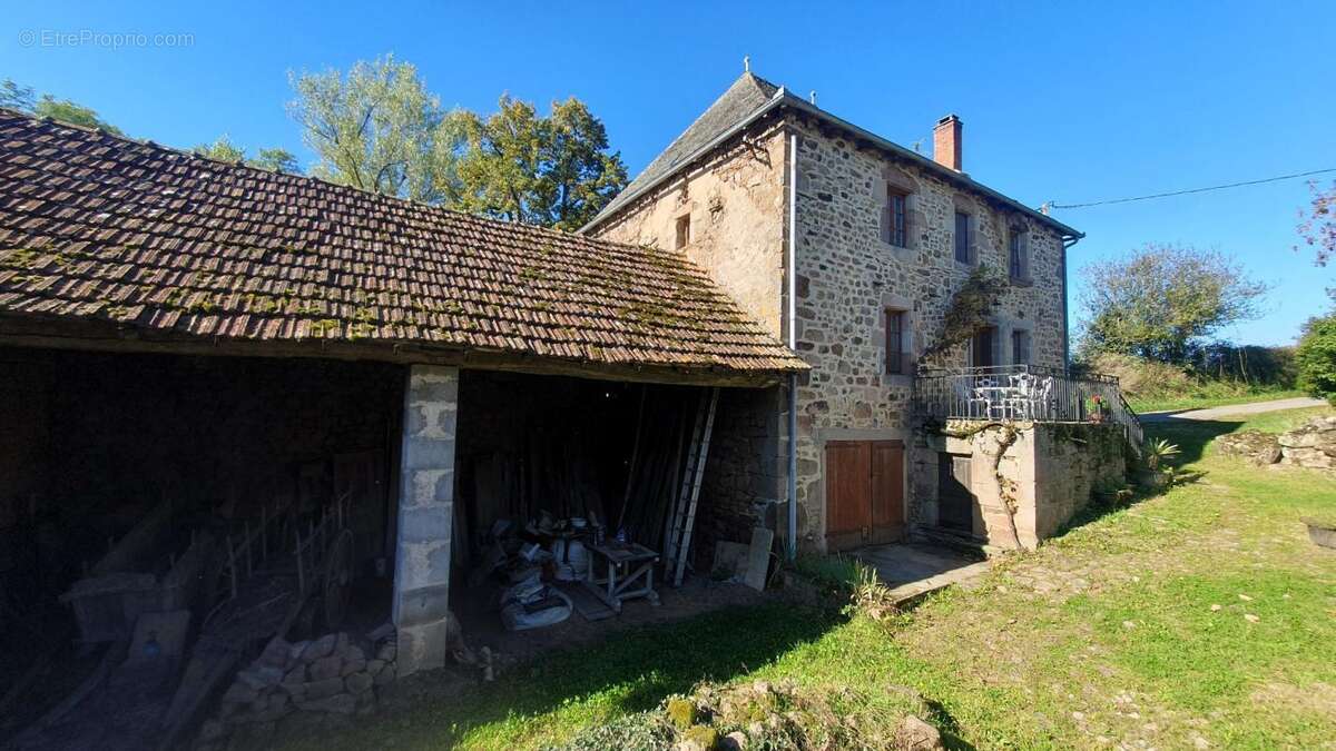 Maison à NAJAC