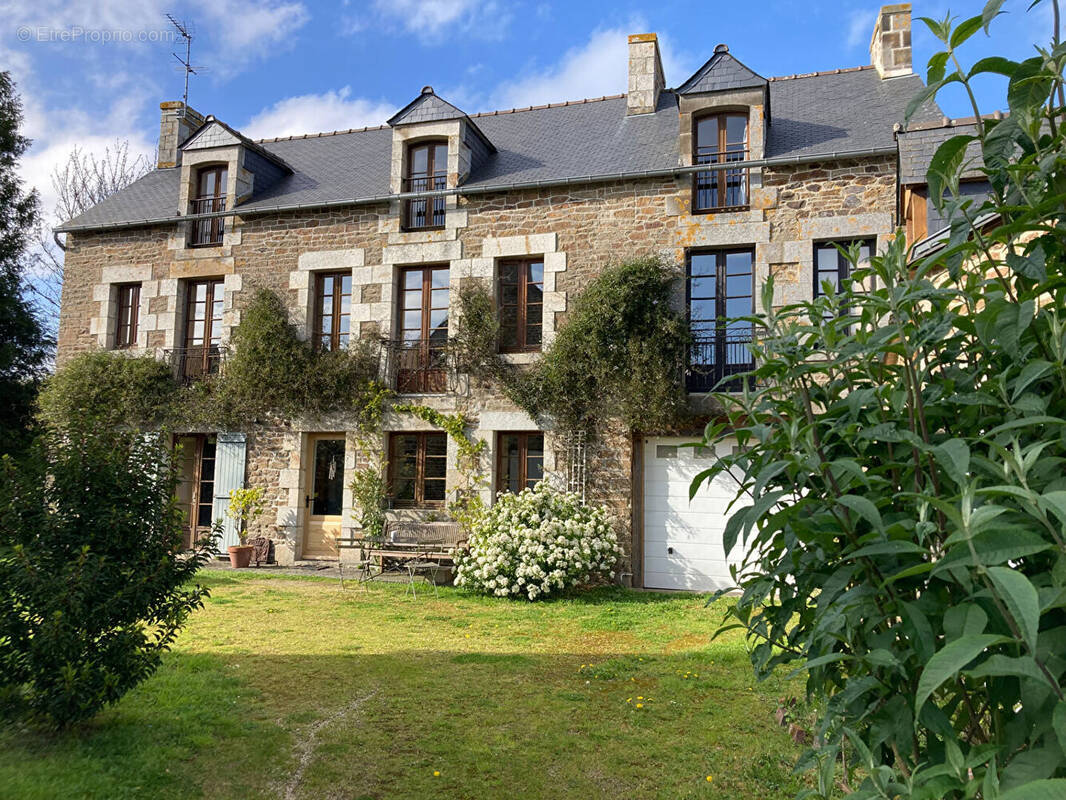 Maison à DINAN