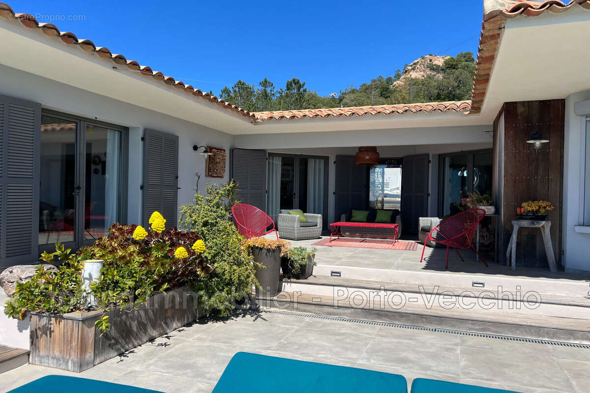 Maison à PORTO-VECCHIO