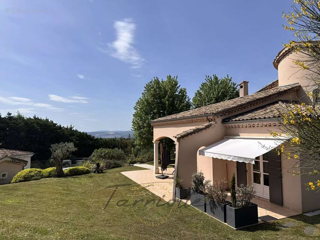 Maison à ALLAN