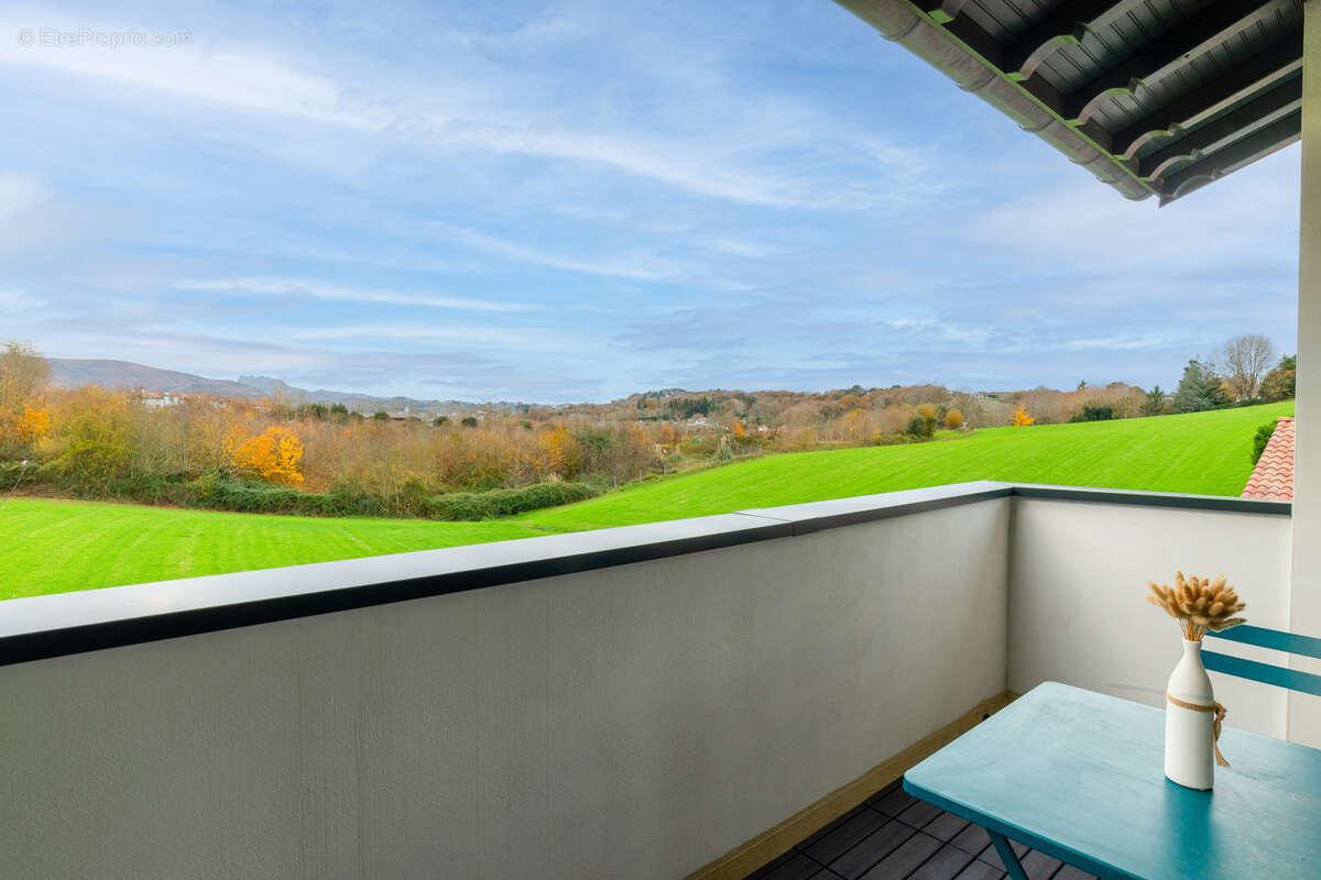 Appartement à URRUGNE