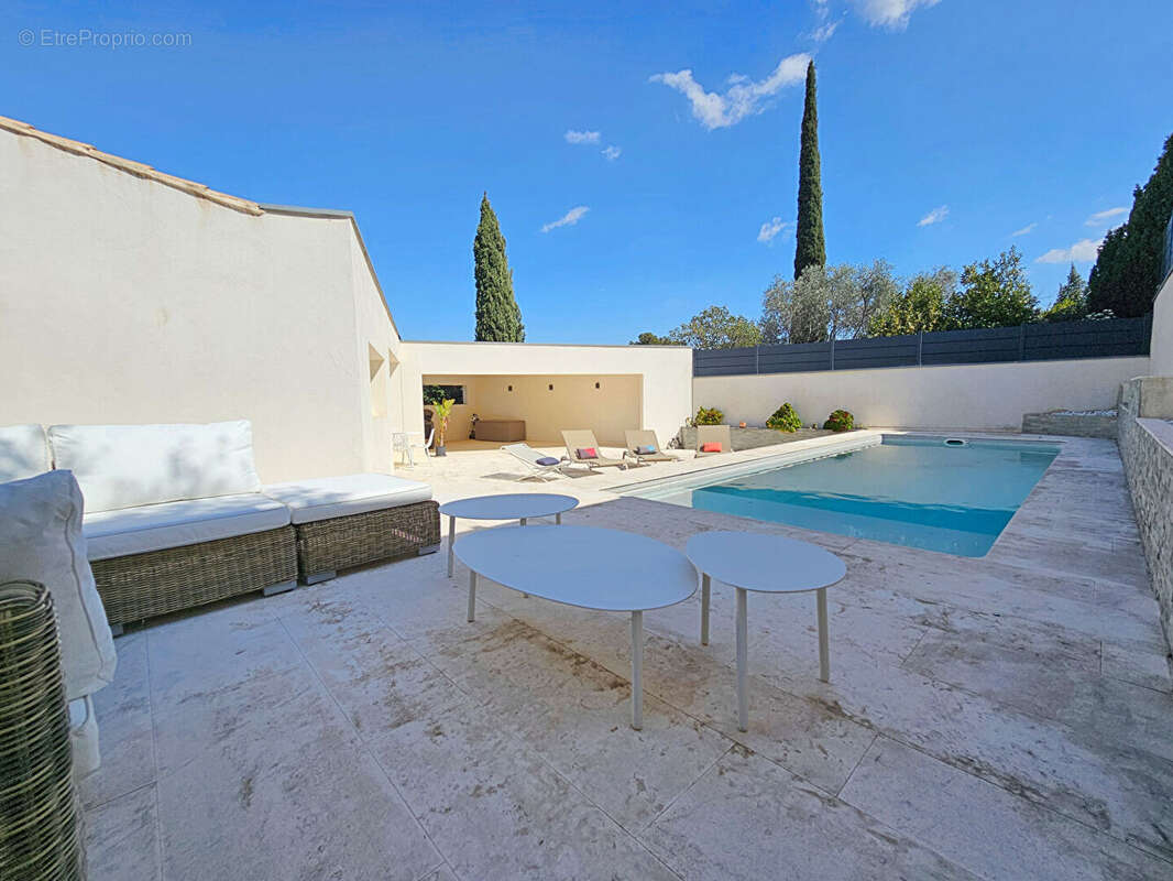 Maison à VILLENEUVE-LES-AVIGNON