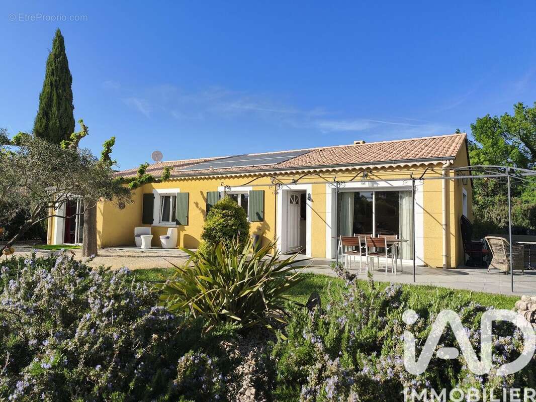 Photo 3 - Maison à PUY-SAINT-MARTIN