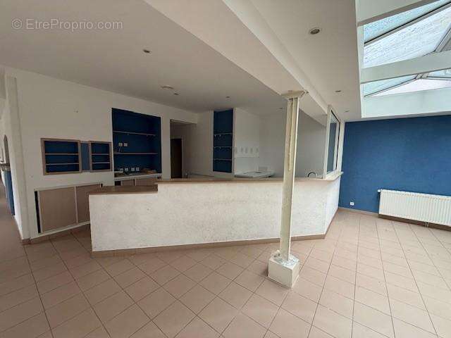 Commerce 175 m² à Orbec  - photo 4