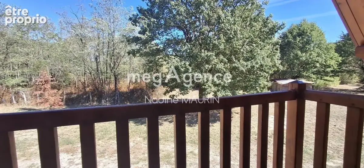 Chalet en bois de 138 m² de 4 chambres sur un terrainde 73862m² - photo 3