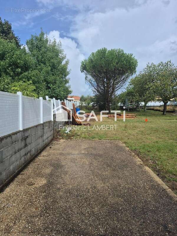 Photo 3 - Terrain à BENET