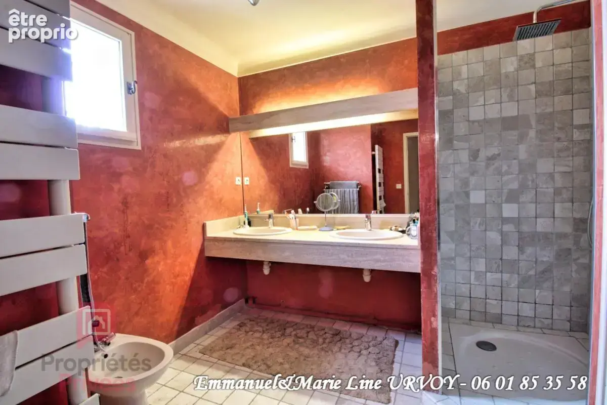 A VENDRE - Barbentane. Quartier résidentiel, maison 3 chambres, garage, piscine - photo 11
