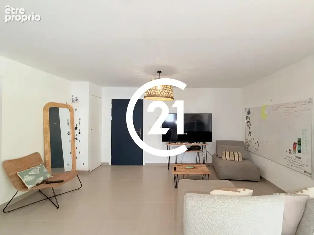 Appartement 65 m² à Fort-De-France  - photo 2