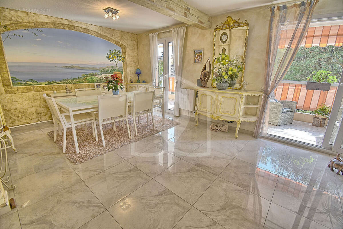Appartement à ANTIBES