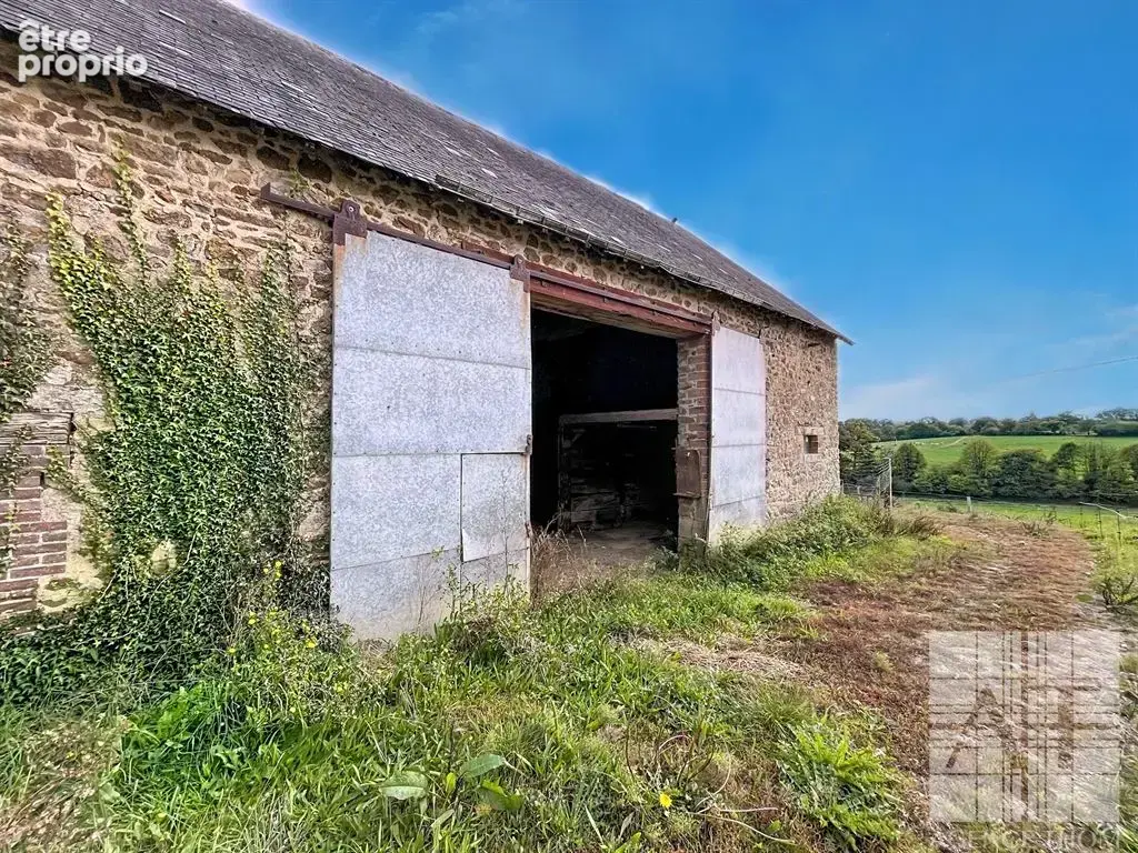 Propriété en pierre à rénover avec dépendances - photo 4