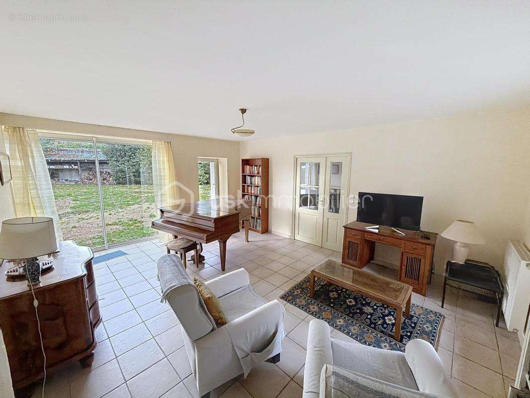 Maison à LANDIVISIAU