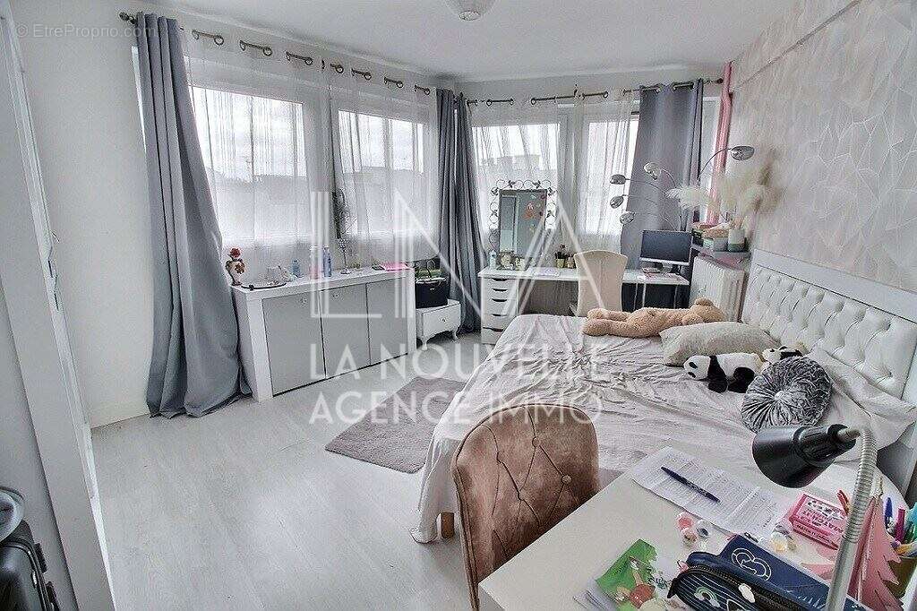 Appartement à ROMAINVILLE