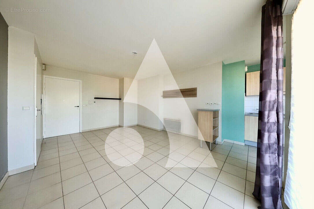 Appartement à CORBEIL-ESSONNES