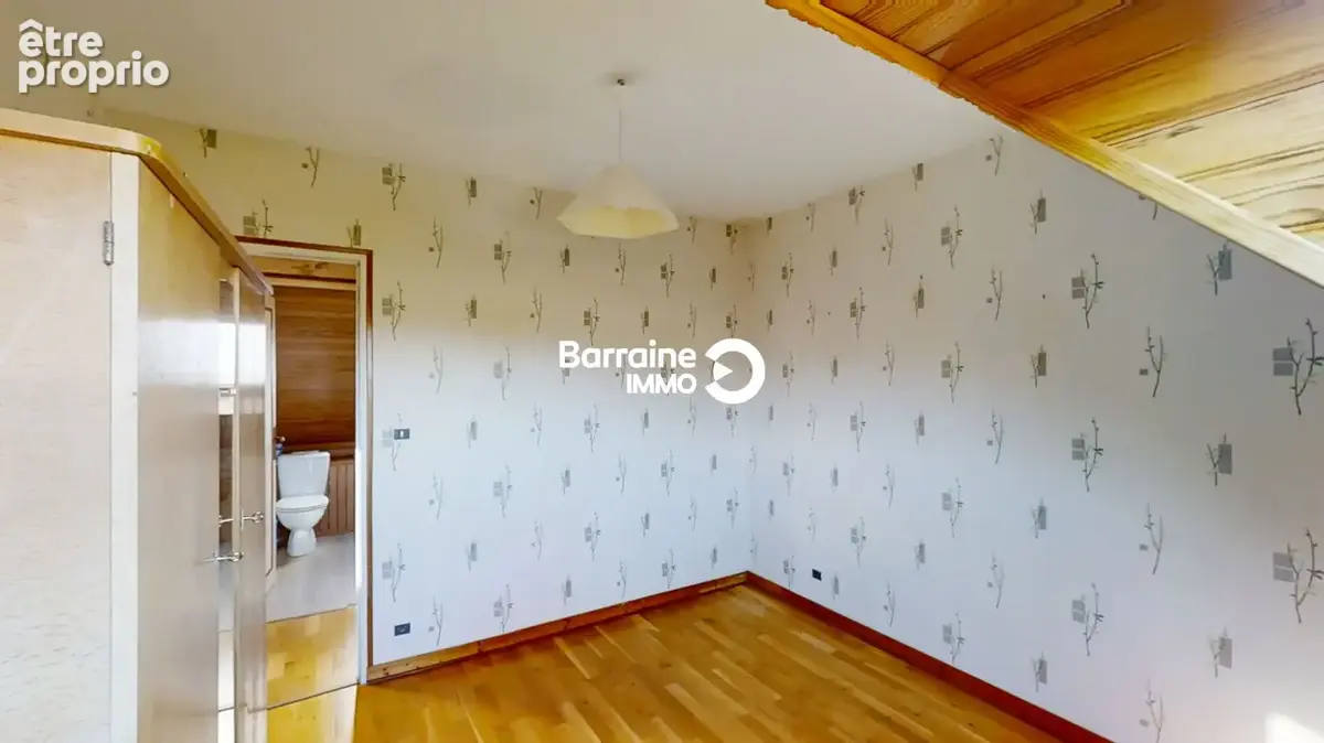 Maison spacieuse à vendre à ARGOL - photo 11