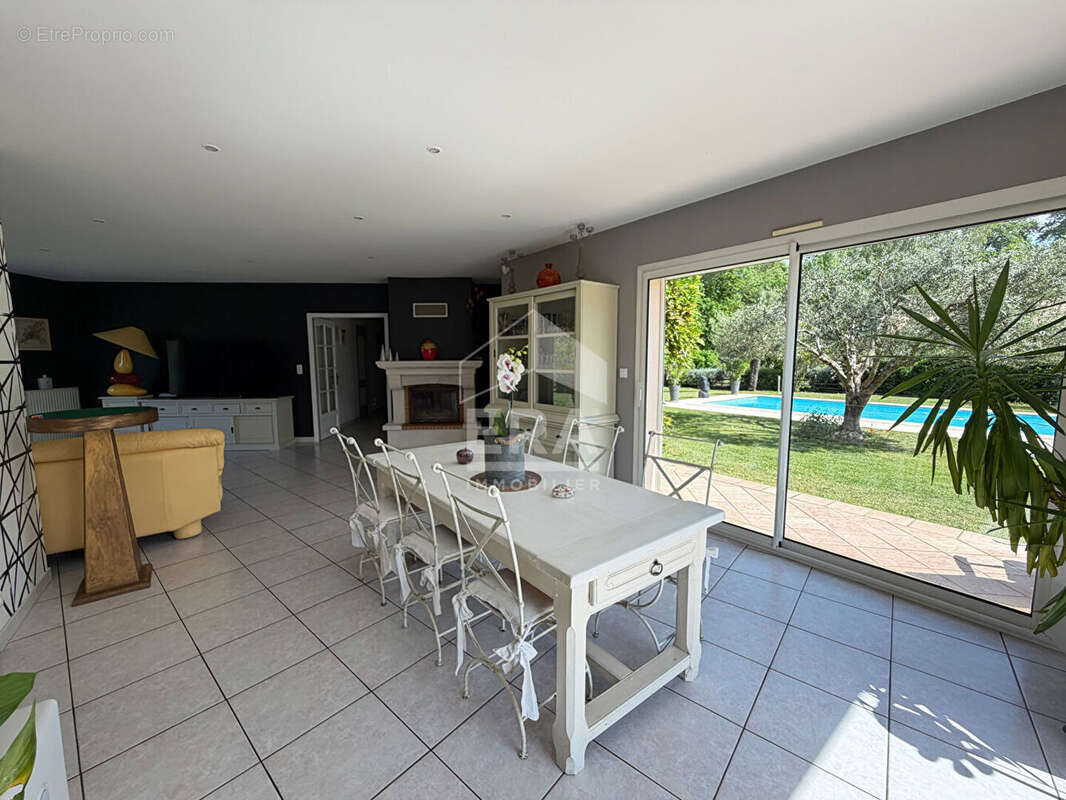 Maison de standing Albi - Lasbordes 150m², piscine, garages 95m² - photo 3