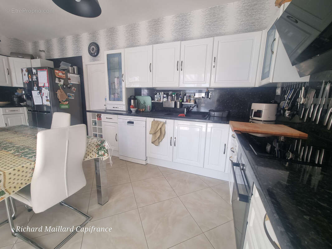 Maison 215m² + Gîte 4 épis déjà loué - Piscine - St-Porquier 82 - photo 10