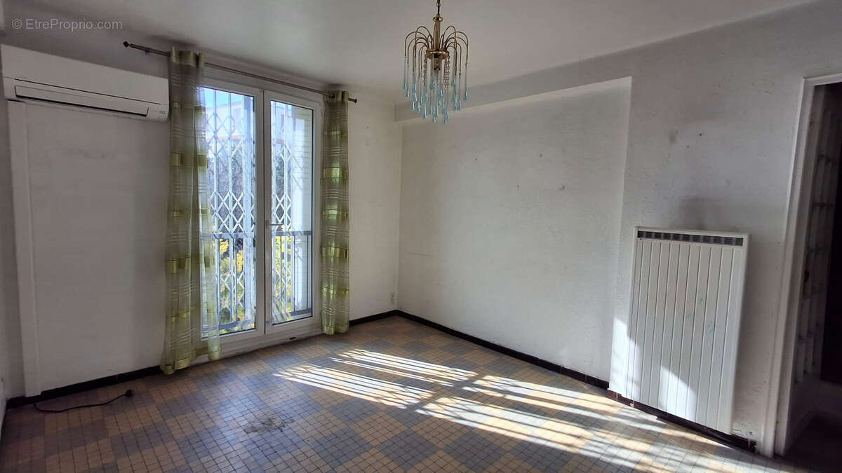 Appartement à MARSEILLE-14E