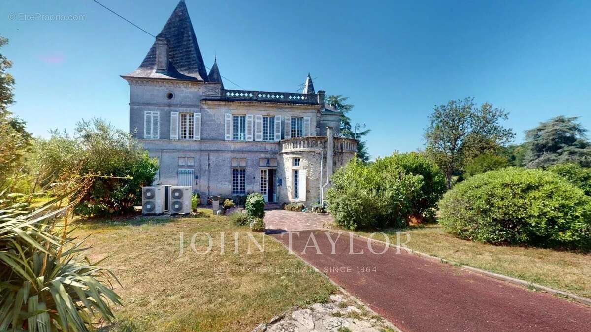 Chateau - 23 hectares - 30 minutes de Bordeaux - photo 17