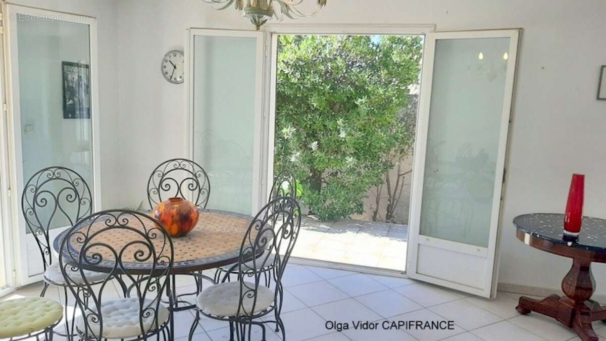 Dpt Hérault (34), à vendre LE GRAU D'AGDE maison P5  terrain 1000 m² double garage - photo 2