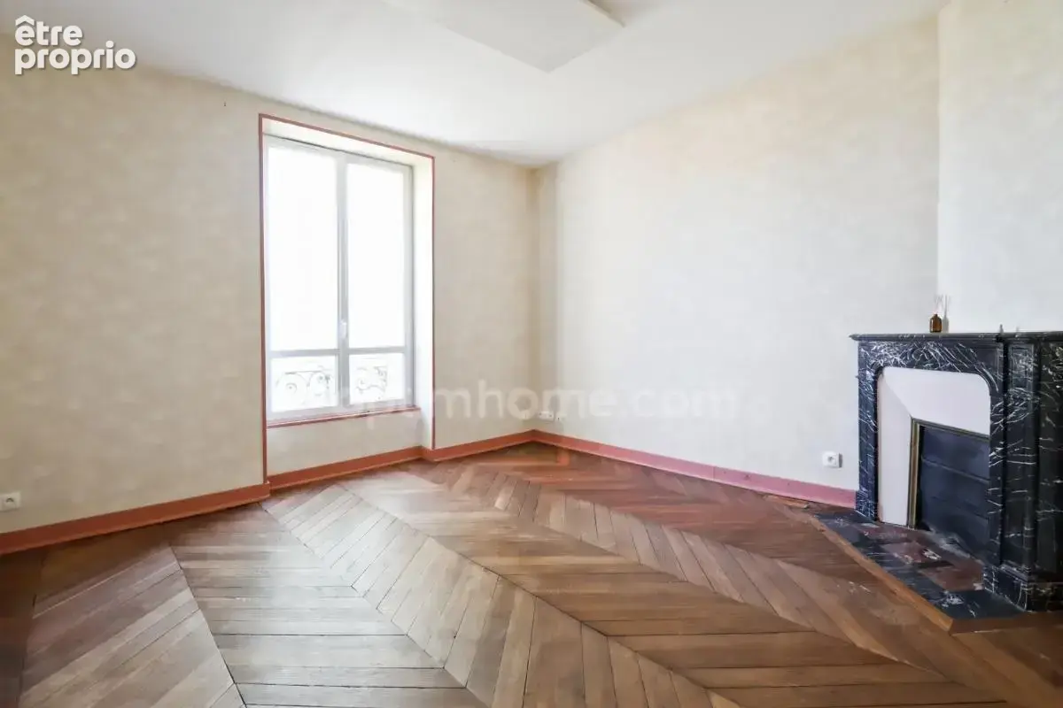 Maison de Charme et de Caractère -175 m² environ - 10 pièces - 7 chambres - Terrain 1450 m² environ - SAINT SULPICE LES FEUILLES - photo 12