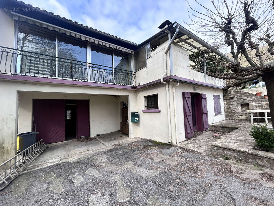 En Cévennes, Maison avec gite et appartement, à vendre - photo 19