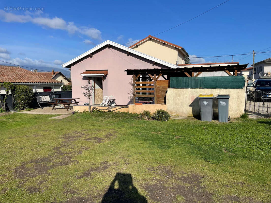 Maison à LE PEAGE-DE-ROUSSILLON