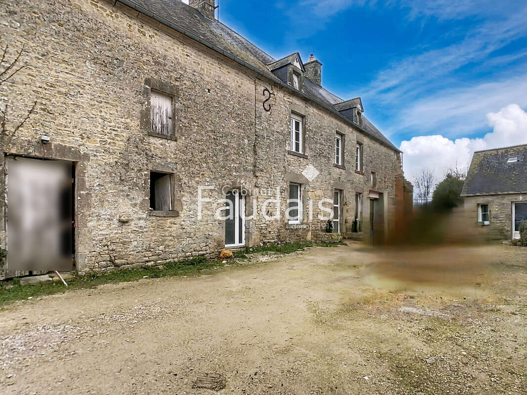 Maison à SAINTE-MERE-EGLISE