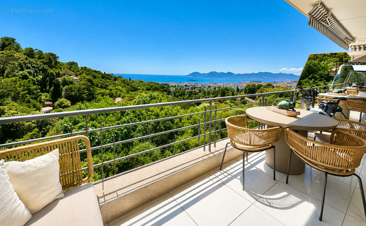 Appartement à CANNES
