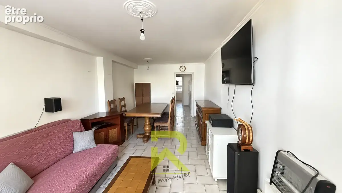 Agde   Appartement 3 pièces de 67 m2 avec terrasse & ascenseur, proche gare   129 000 € - photo 2