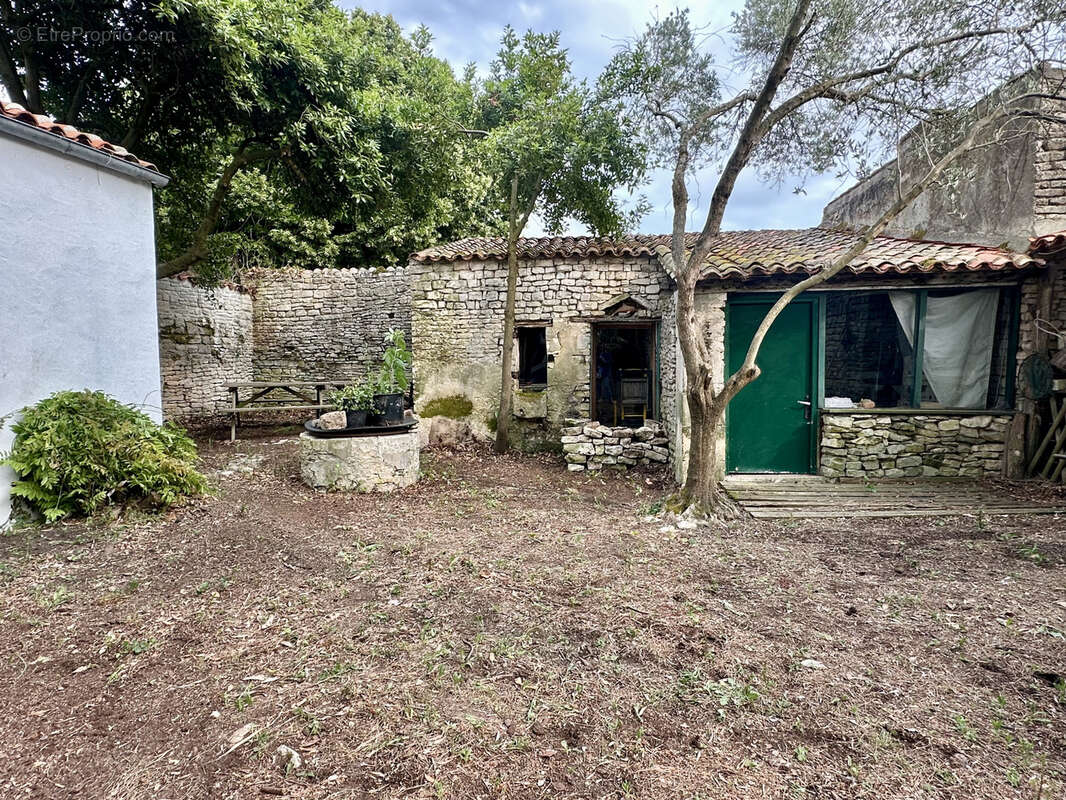 Maison à LA COUARDE-SUR-MER