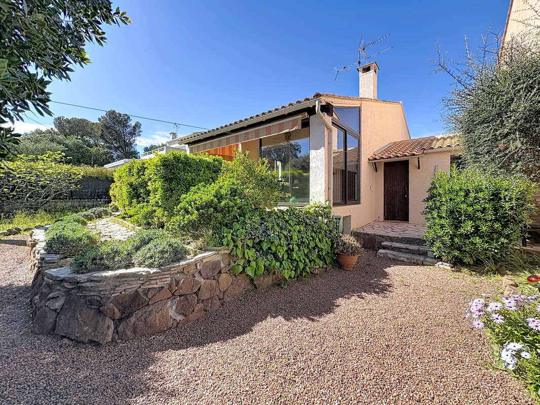 Maison à SAINT-RAPHAEL