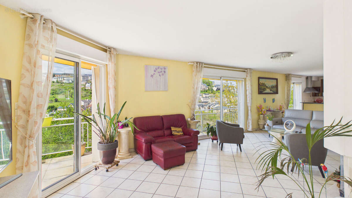 Belle maison de 134m2 avec magnifique vue panoramique. - photo 10