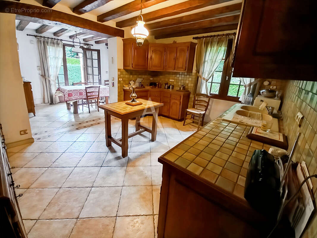 Maison à PETIT-COURONNE