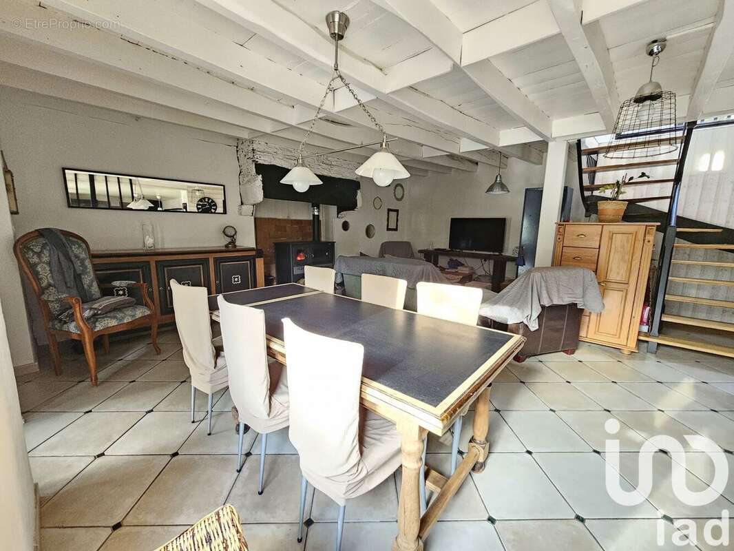 Photo 4 - Maison à BAINS-SUR-OUST