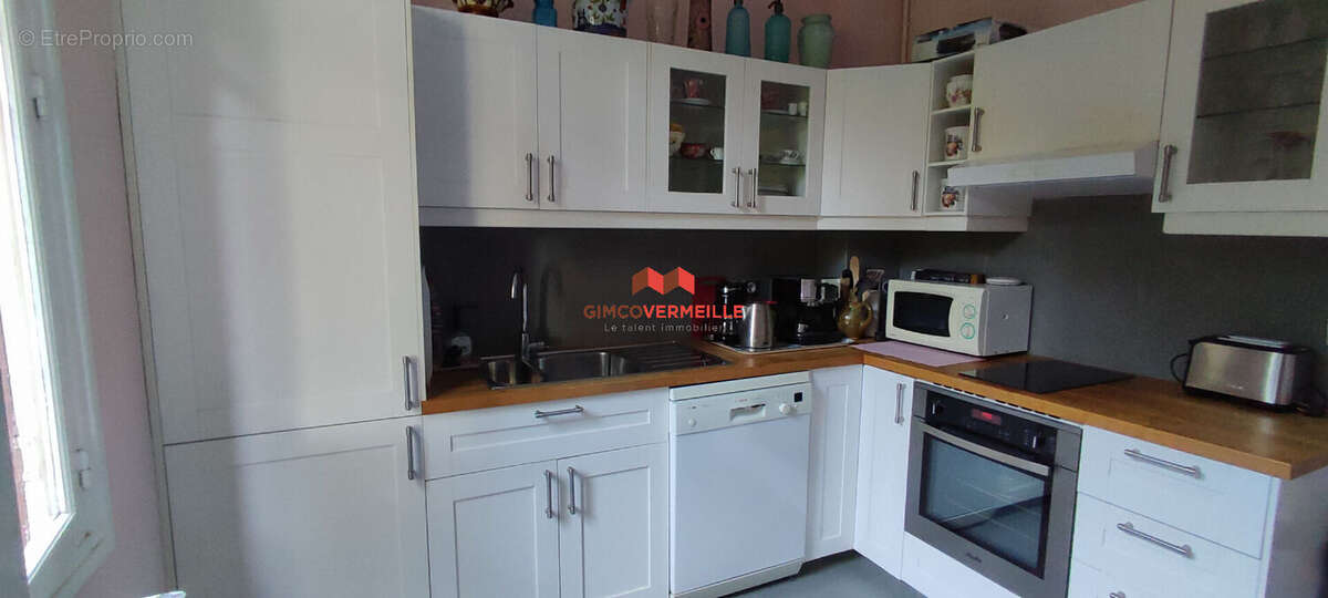 Appartement à LA CELLE-SAINT-CLOUD