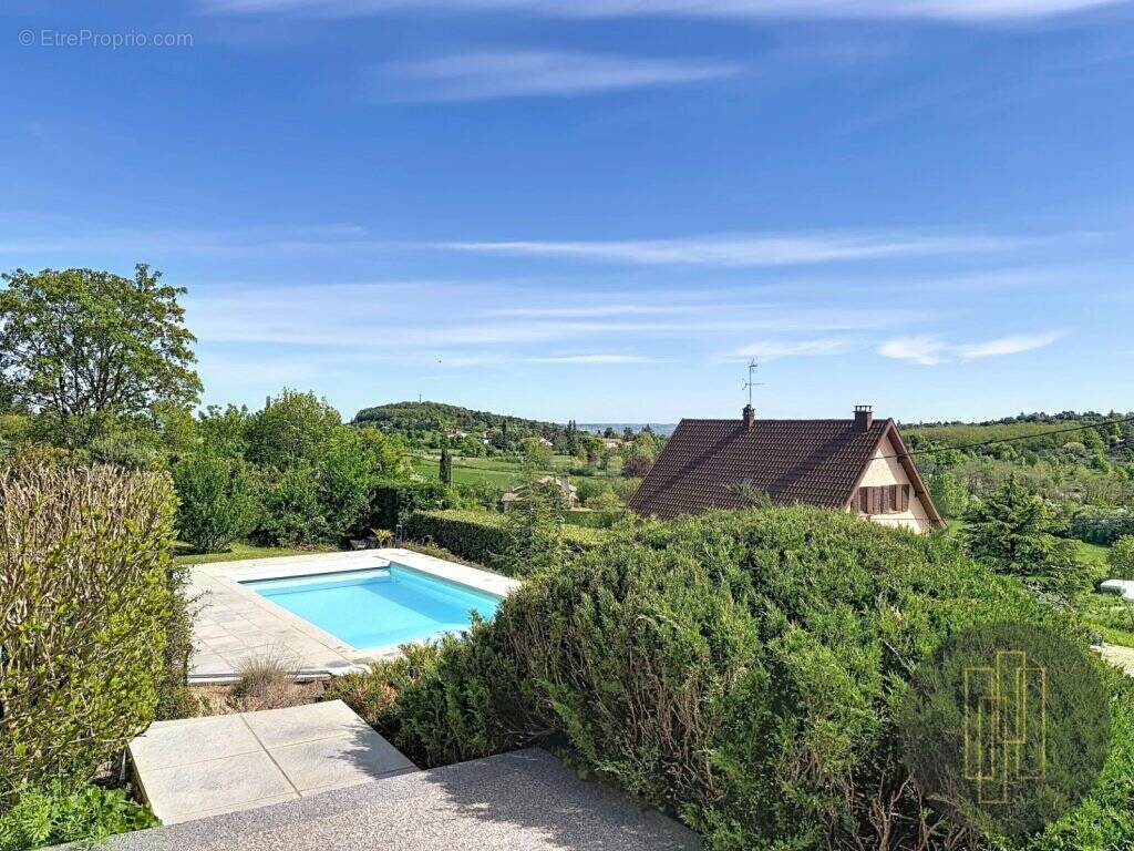 Maison à DOMMARTIN