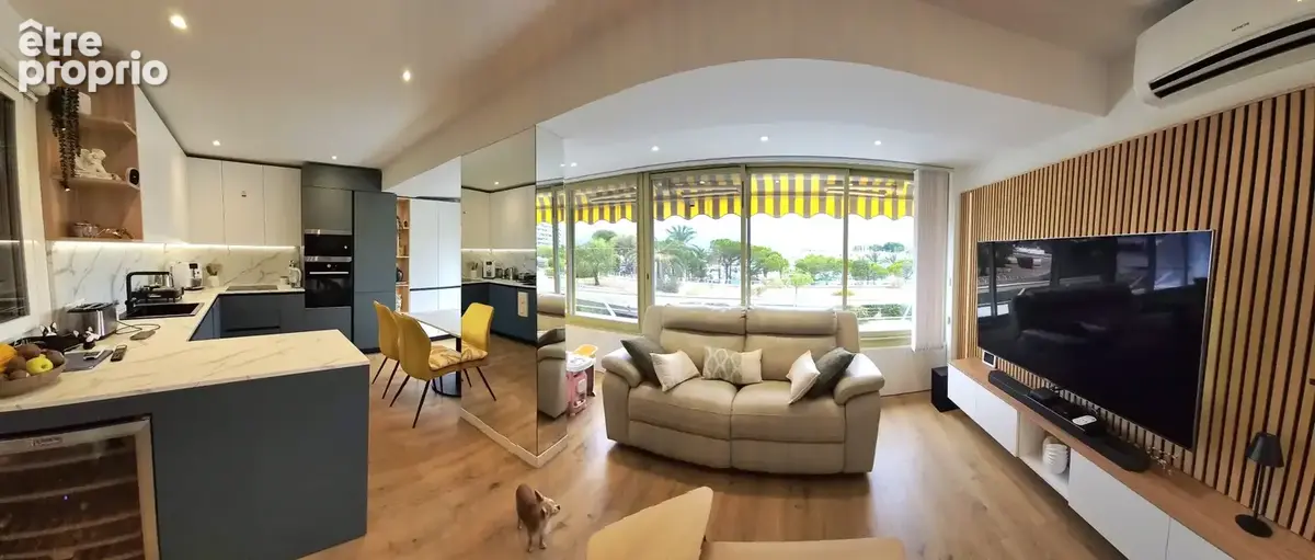 Appartement à VILLENEUVE-LOUBET
