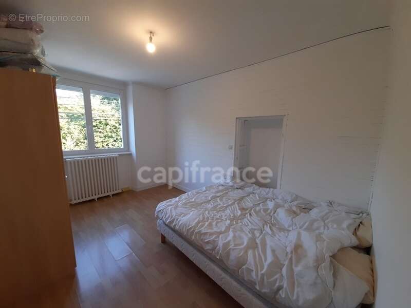 Maison à vendre 4 pièces SAINT THOIS (29520)- 3 chambres- surface habitable 120.27m2- Avec sous-sol- parcelle de 3922m2- dépenda - photo 6
