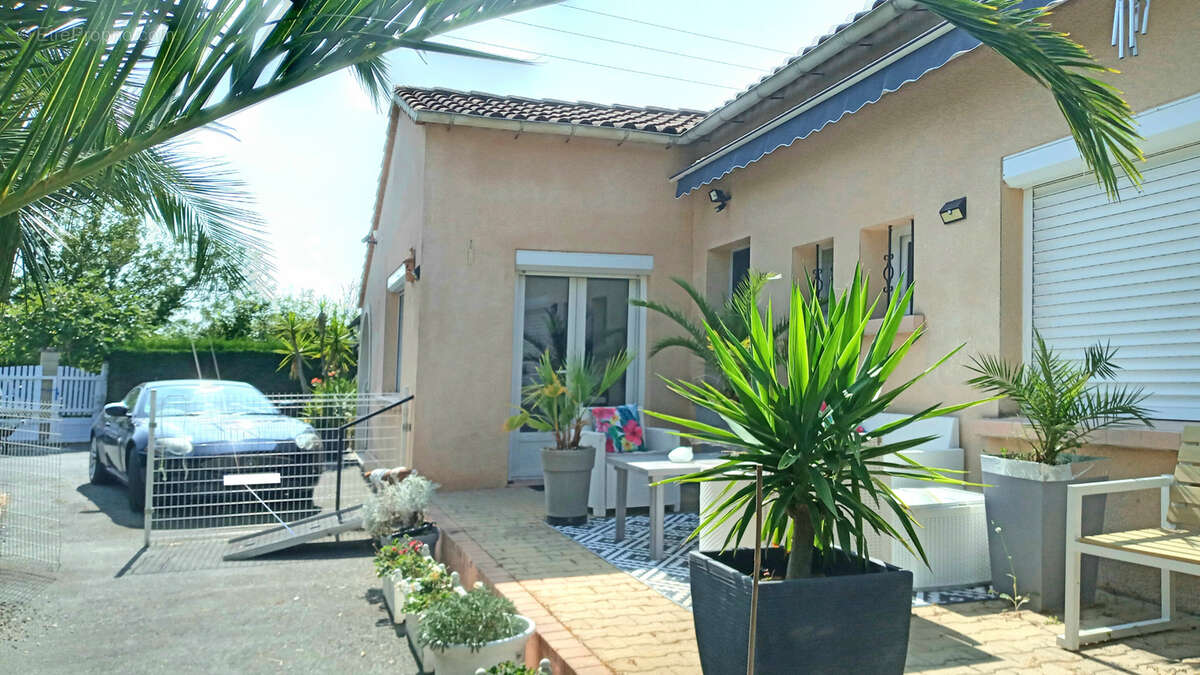 Maison à MORTAGNE-SUR-GIRONDE