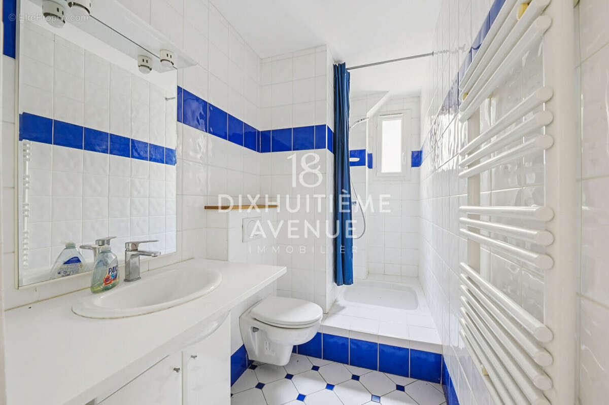 Appartement à PARIS-18E