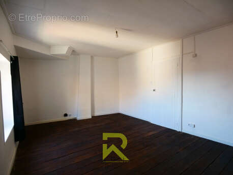 Appartement à CAPENDU