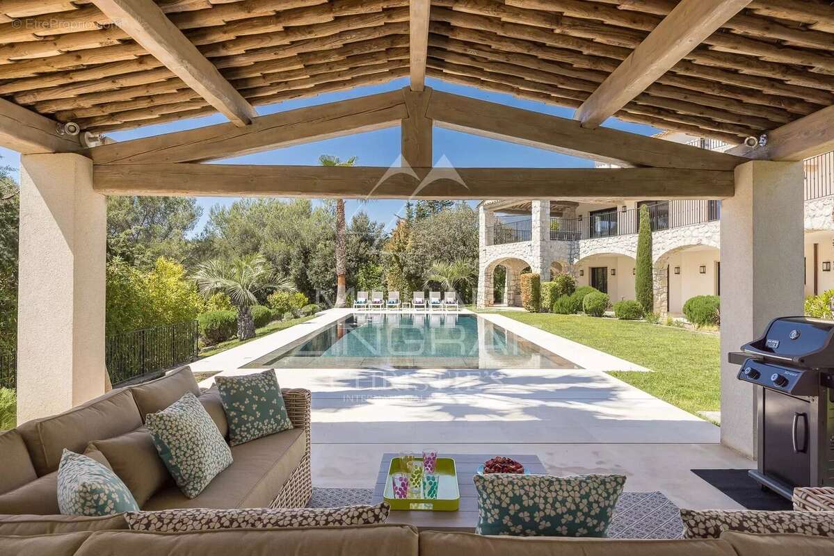 Maison à LA COLLE-SUR-LOUP