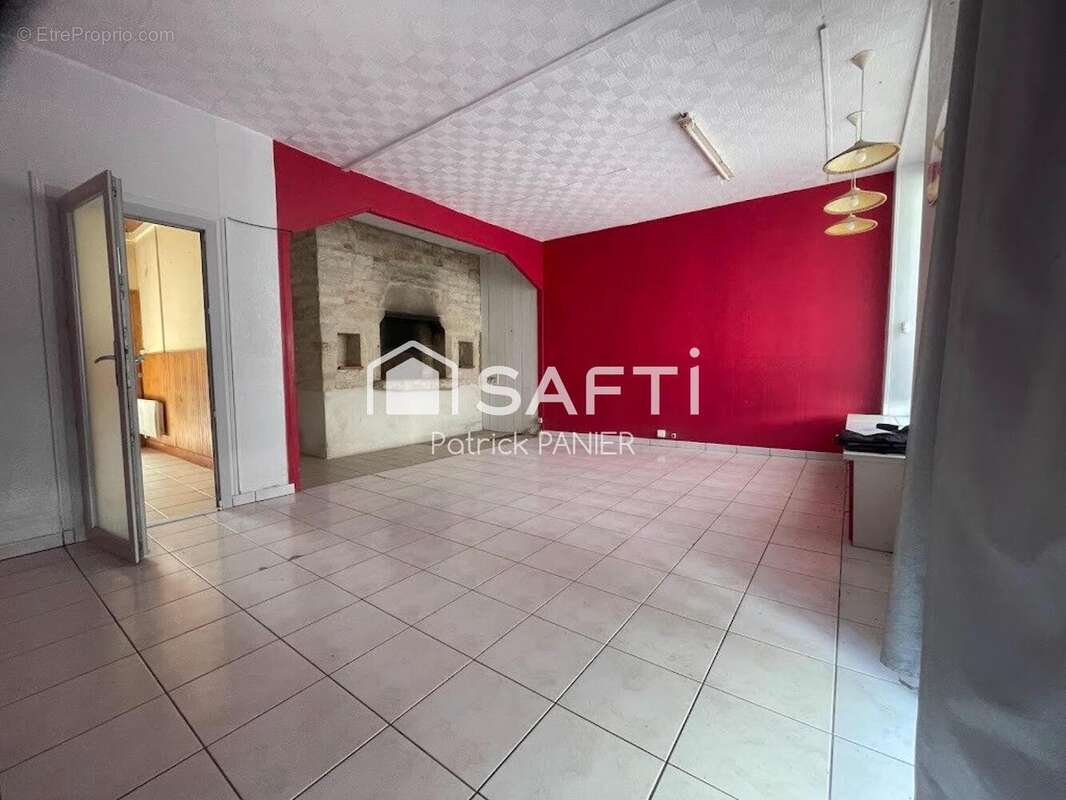 Maison 227 m² à Aulnay  - photo 2