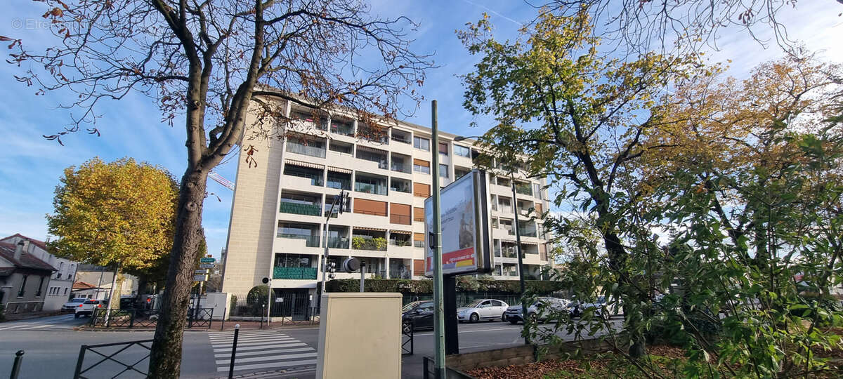 Appartement à SAINT-MAUR-DES-FOSSES